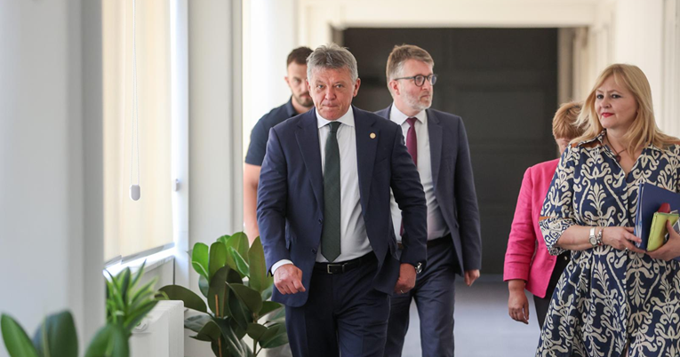 Je li Turudić prije tjedan dana nagovijestio Petračevu predaju?