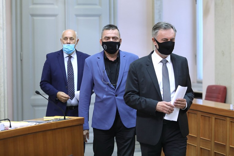 Oporba napada Plenkovića u saboru, Škorin zastupnik izbačen sa sjednice