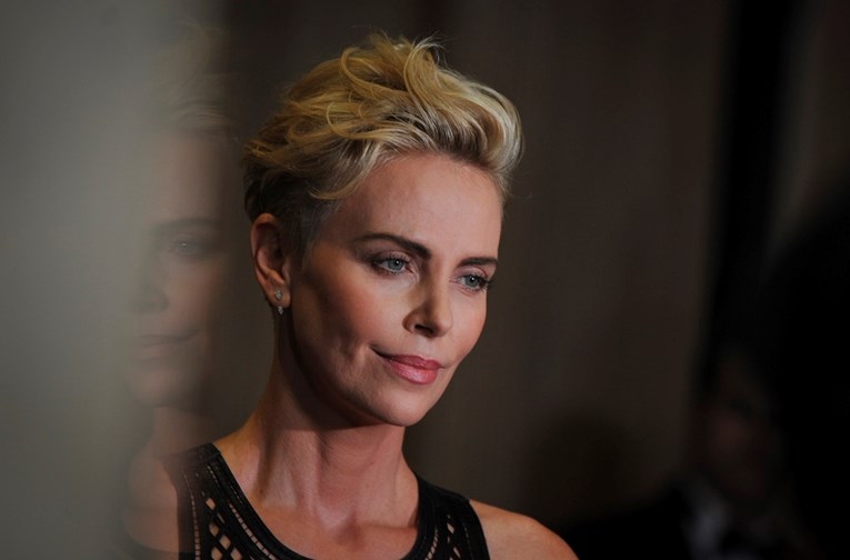 Charlize Theron: Mogu izdržati bez tuširanja i tjedan dana, ja sam žilava djevojka