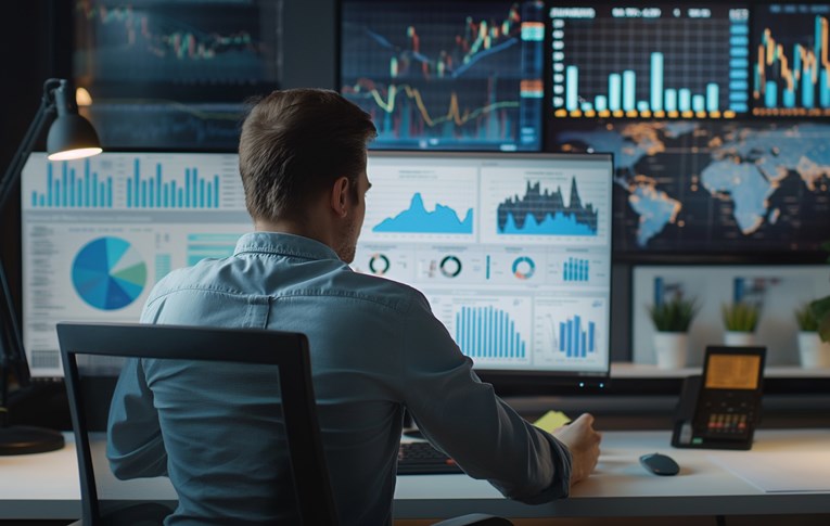 Trenirali AI na najboljem radniku. Posao umjesto 10 ljudi sada rade jedna osoba i bot