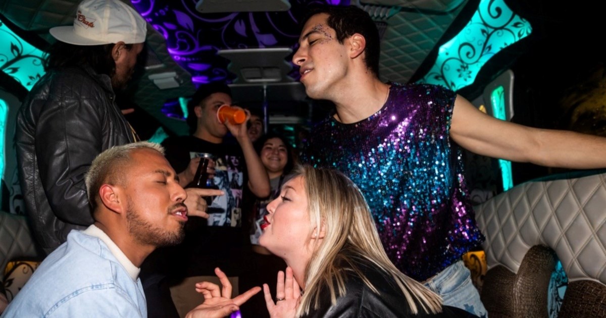 Snimke preplavile internet: Ovako se ljudi zabavljaju u dvoranama uz film o Swift