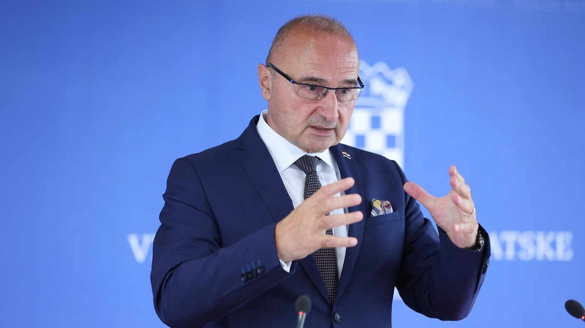 Grlić Radman: Milanović obmanjuje i zastrašuje javnost