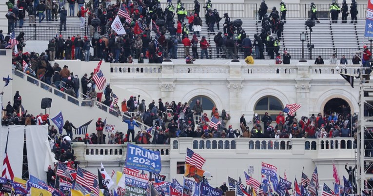 Trump pomilovao ženu koja je sudjelovala u napadu na Kapitol. Odbila ga