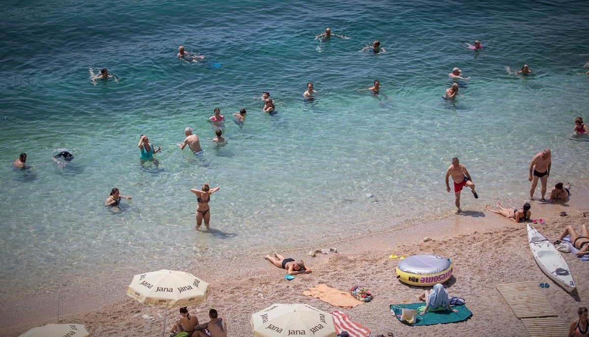 Nezapamćene temperature mora na Jadranu. "Nastave li se, posljedice će biti velike"