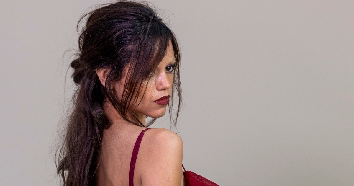 Prozirno izdanje Jenne Ortege potvrđuje najveći trend sezone