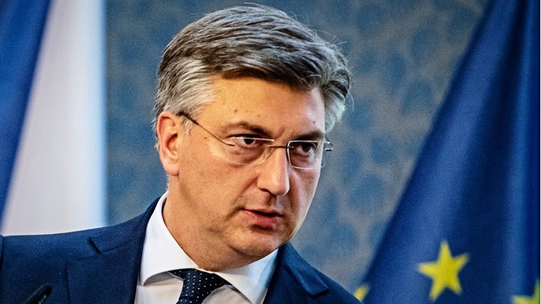 Vlada se oglasila o razrješenju šefa VSOA-e koje je pokrenuo Milanović