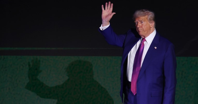 Trump o pregovorima u Istanbulu: Ostavljam sve opcije otvorene do zadnjeg trena