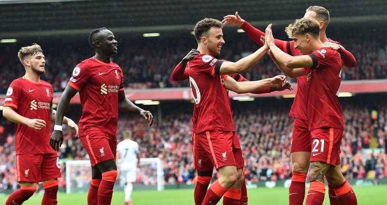 Liverpool se lako obračunao s Burnleyjem i preuzeo vrh Premiershipa