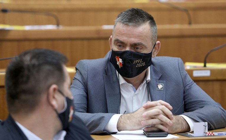 Škorin zastupnik zatražio ostavku Tome Medveda zbog incidenta u Vukovaru
