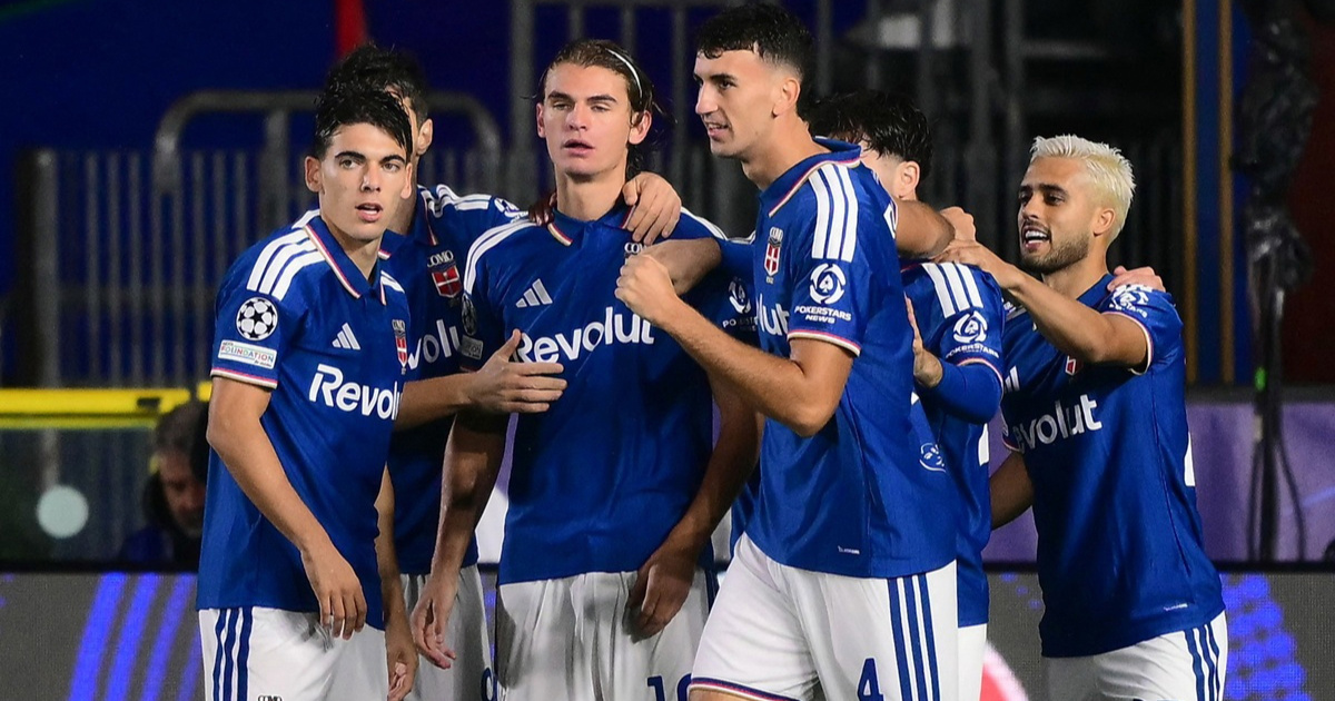 UŽIVO Como poveo golčinom protiv Uniteda. Baturina oduševio tunelom