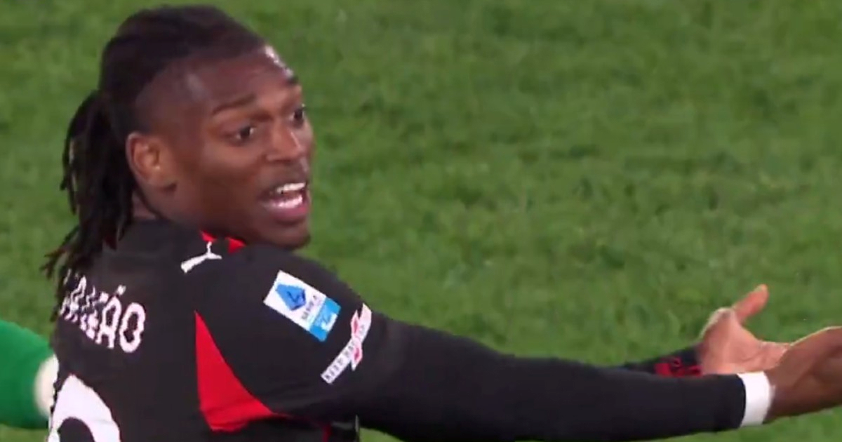 VIDEO Leao pobijesnio prilikom izlaska iz igre. Zakačio se s Allegrijem