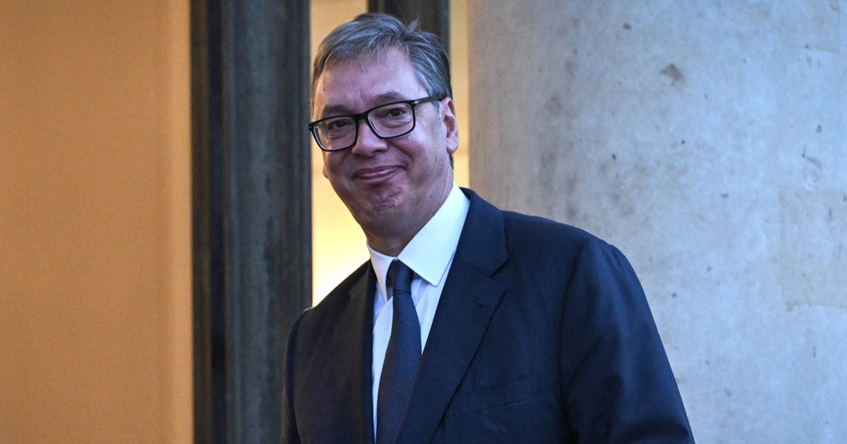 Vučić danas podnosi ostavku na mjesto predsjednika Srbije. Želi ponovno biti premijer