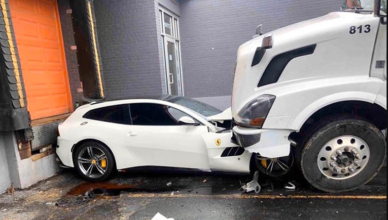 "Ovako prolazi tko se zaje*ava sa mnom": Bijesni kamiondžija Srbinu uništio Ferrari