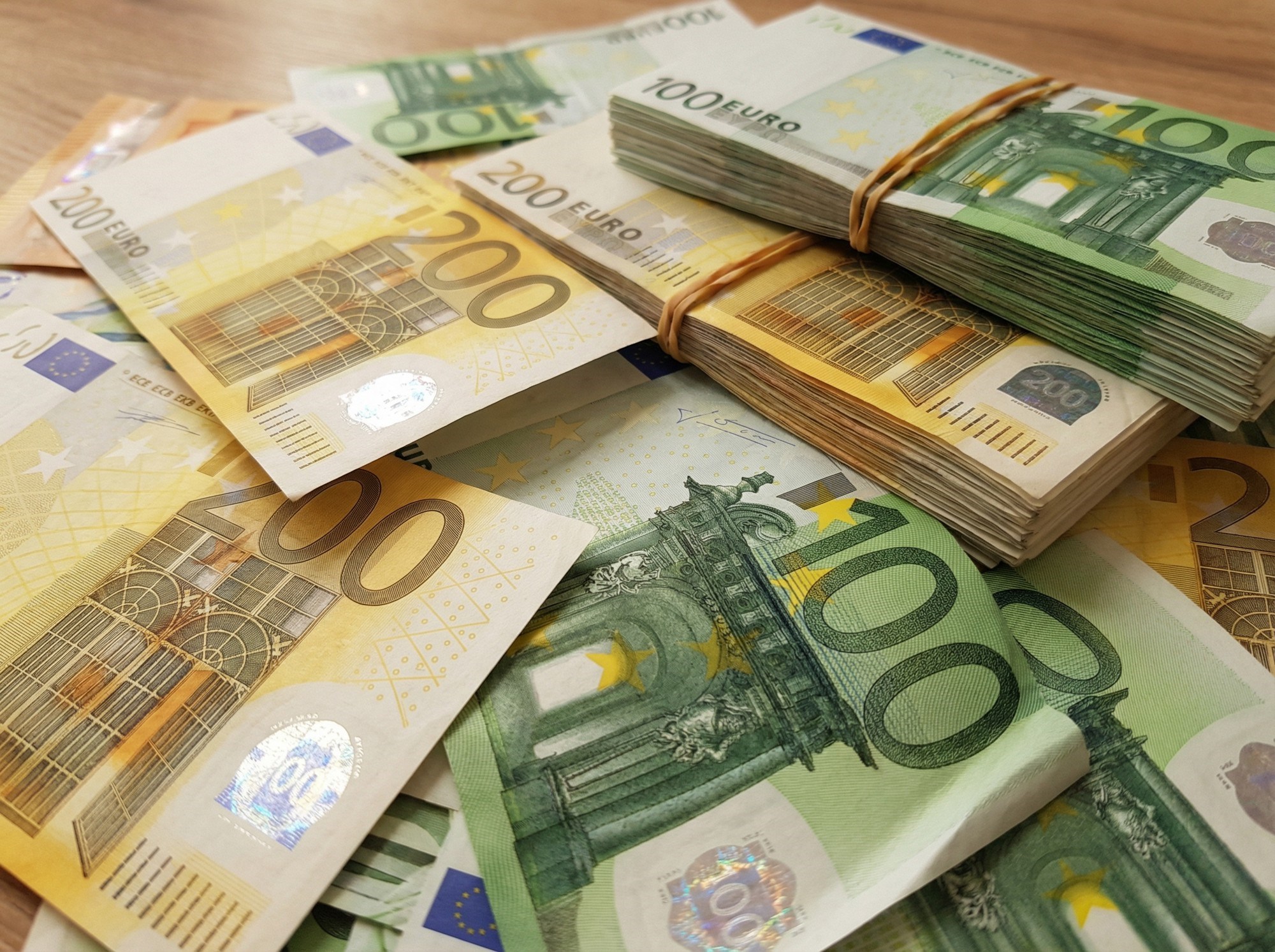 Neto imovina obveznih mirovinskih fondova lani porasla 3,2 mlrd eura, prinosi u plusu