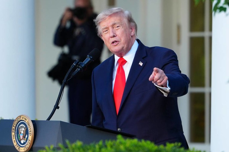 Trump nakon prijetnji Nigeriji poručio: "Stojim uz vas u borbi protiv terorista"