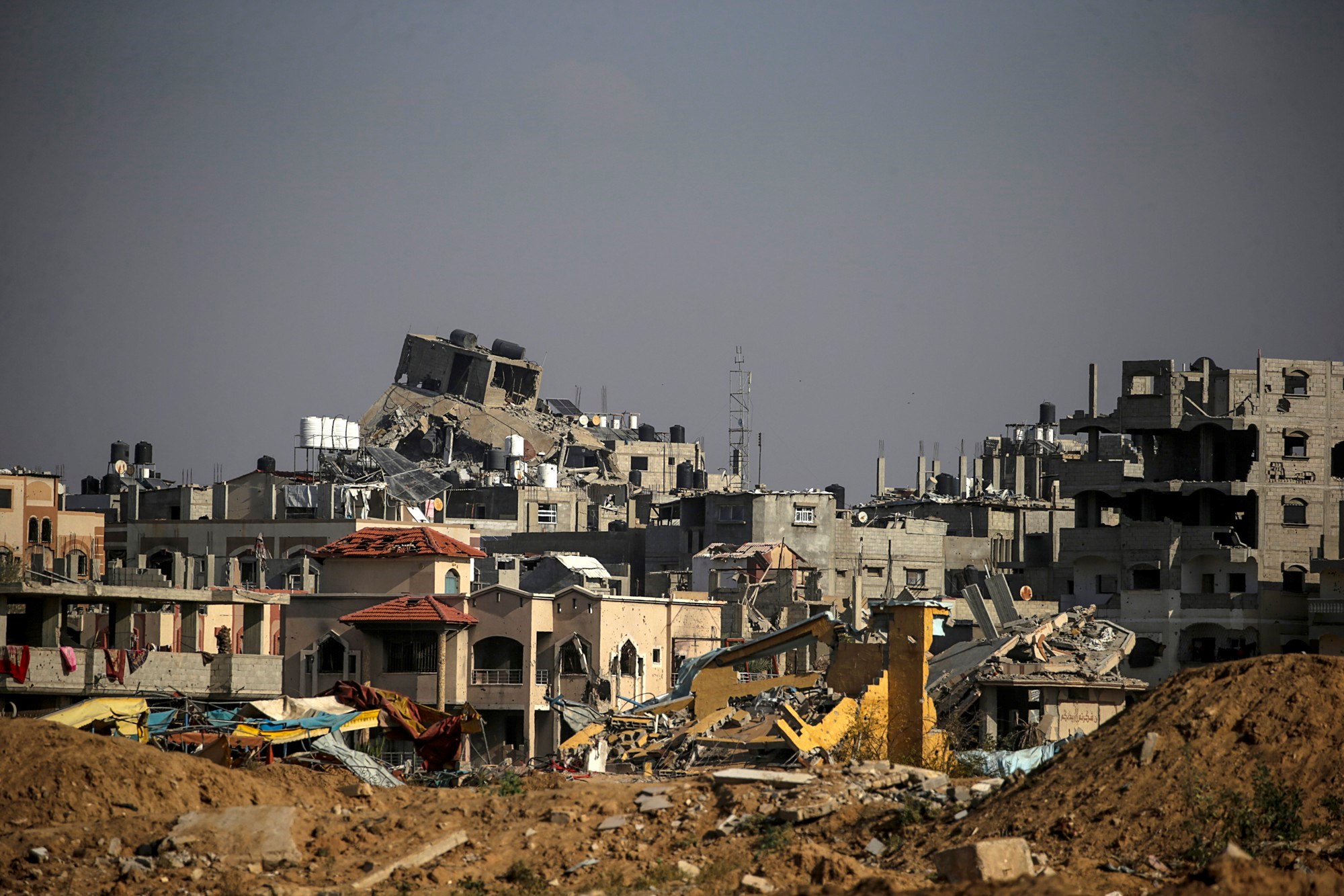 U izraelskim napadima u Gazi poginulo najmanje šest osoba