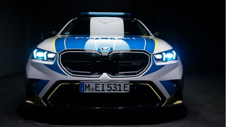 Ovome ne biste htjeli bježati: BMW predstavio policijski M5 Touring