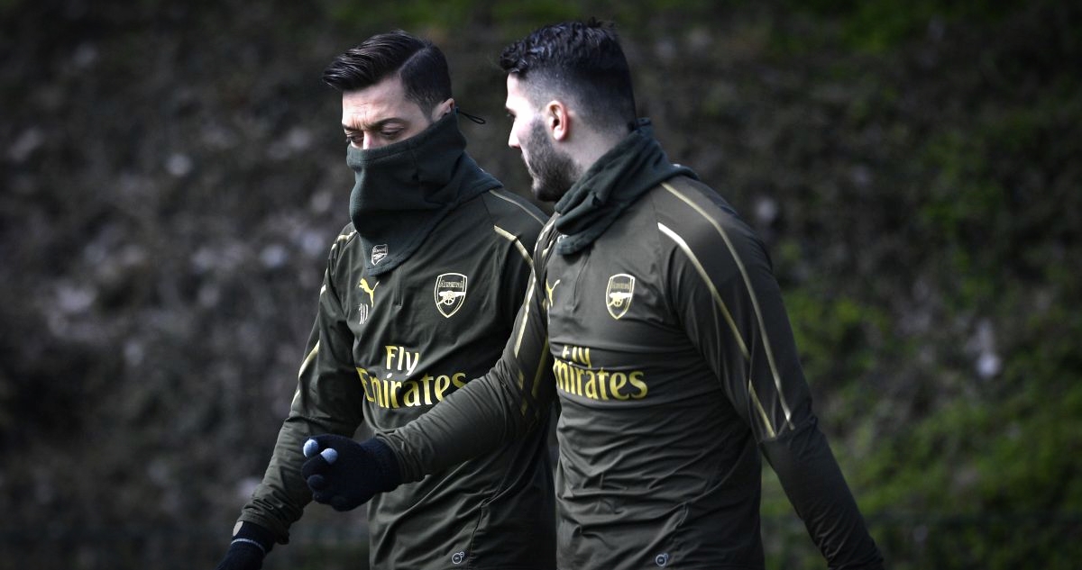 Kolašinac i Özil izostavljeni iz momčadi zbog problema s mafijom