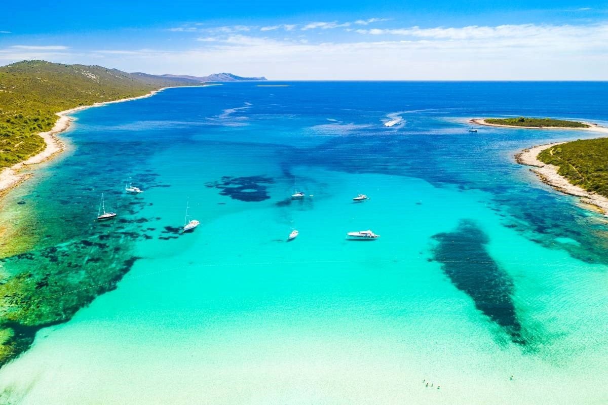 Telegraph: Ovaj hrvatski raj i najbolju plažu Jadrana turisti još uvijek nisu otkrili