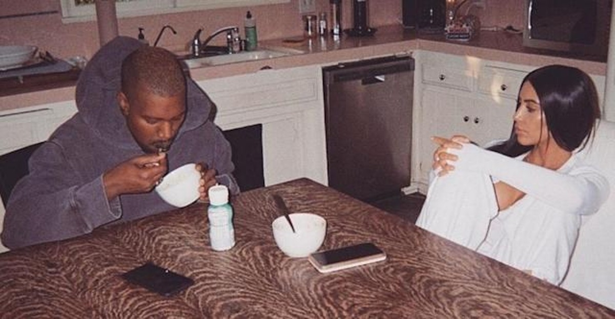 Želi se pomiriti: Kanye West objavio fotku poljupca s Kim Kardashian