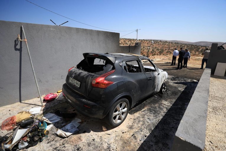 Novi napad doseljenika na Zapadoj obali: Uništeno i zapaljeno 150 automobila 