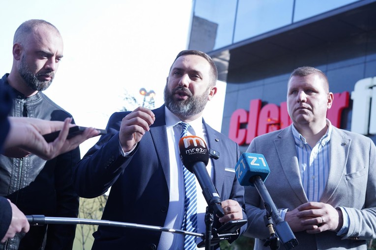 Vlada odgađa odluku o cijenama koja je razljutila mnoge. Fokus traži ostavku ministra