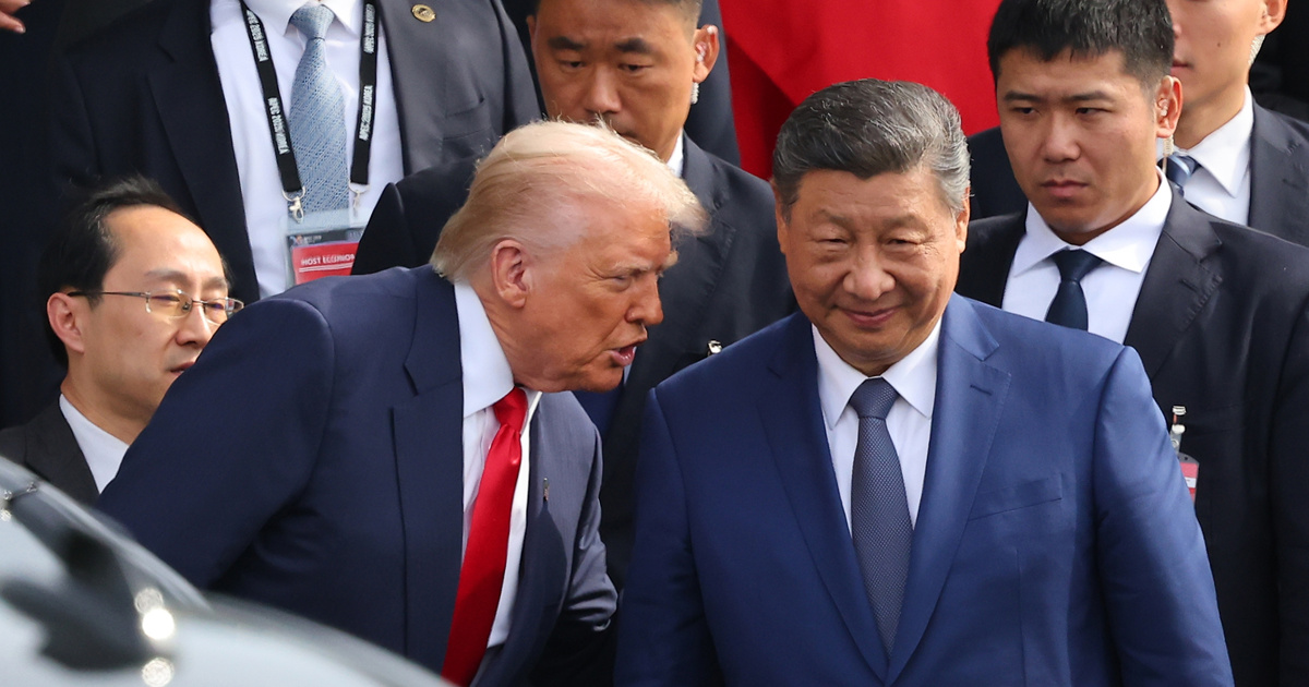 Trump pitao Xija želi li kupiti američko oružje