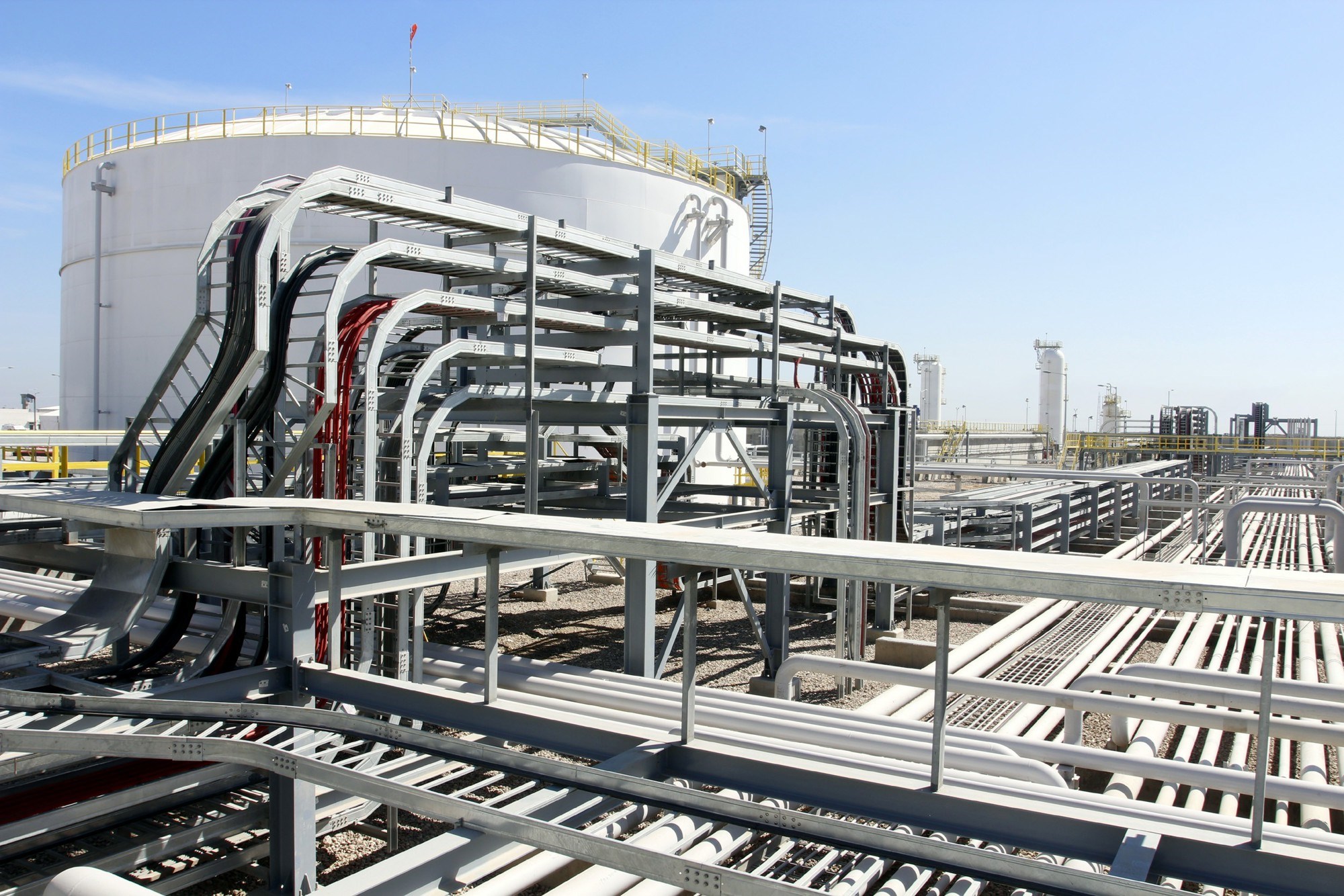 Irak preuzima upravljanje jednim od najvećih naftnih polja na svijetu