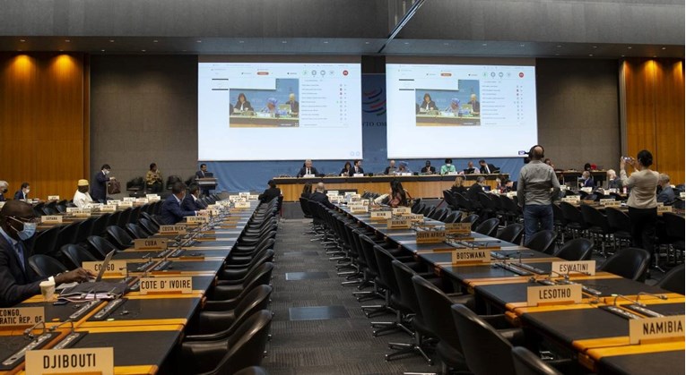 Svjetska trgovinska organizacija odgodila sastanak ministara zbog novoga soja