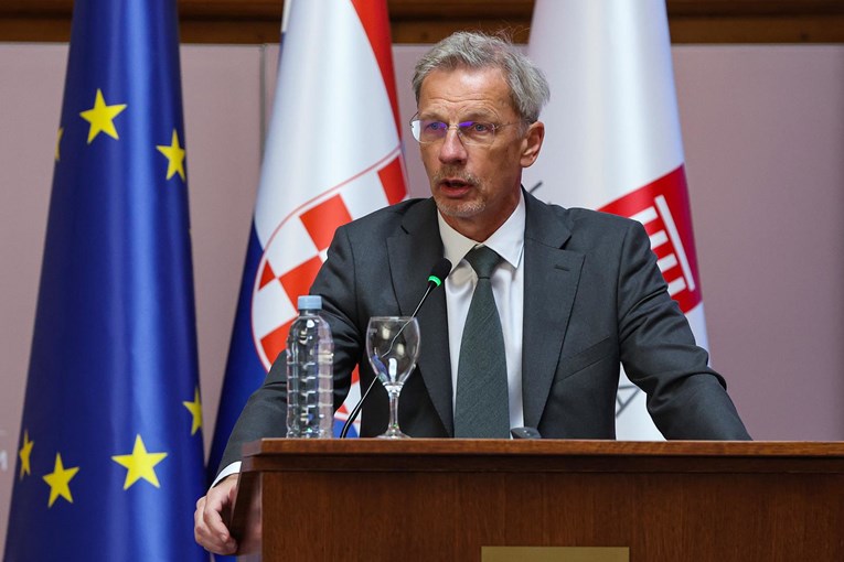 Guverner HNB-a: Nažalost, većina u Hrvatskoj misli da je uvođenje eura krivo za cijene