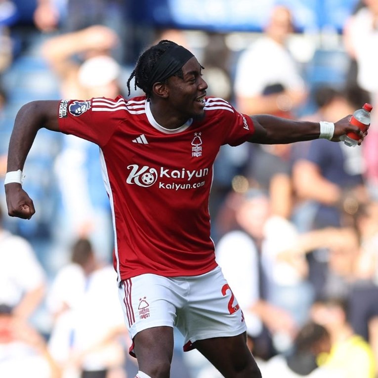 Newcastle kupio bivšu zvijezdu Uniteda za 60 milijuna eura