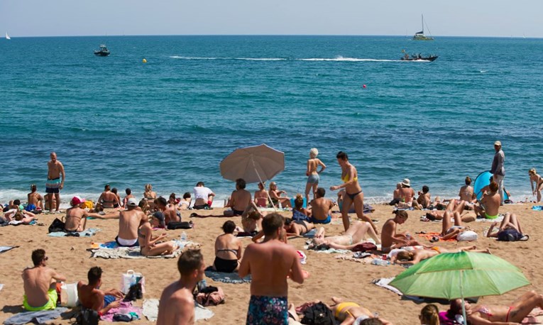 S plaže u Barceloni evakuirani kupači, pronađen eksploziv star 80 godina