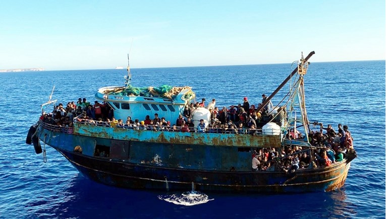 Stotine migranata ponovo dolaze na Lampedusu