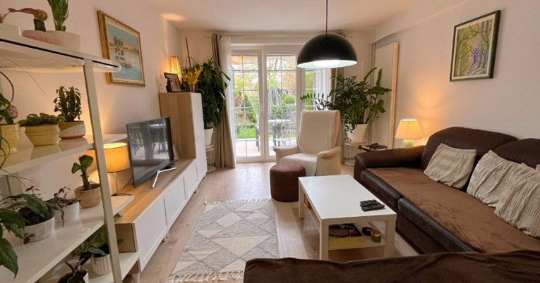 Prodaje se lijepo uređena obiteljska kuća blizu Zagreba za 305.000 eura