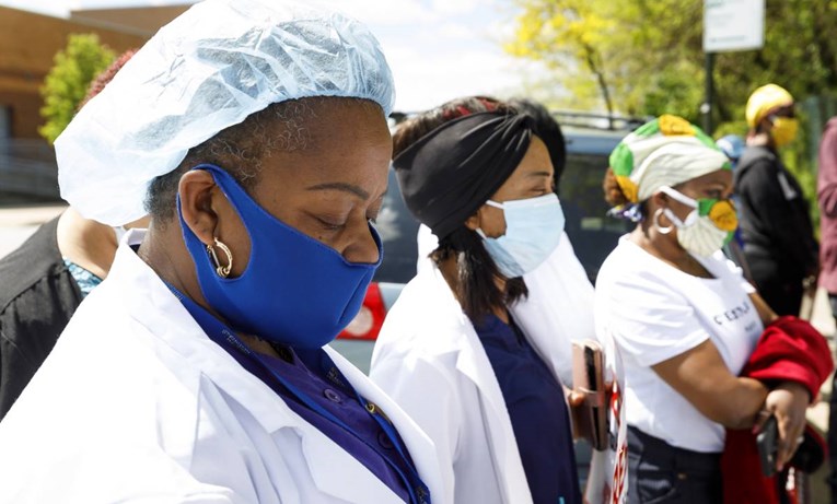 Stopa smrtnosti koronavirusa: U SAD-u umrlo 50 puta više ljudi nego za sezone gripe