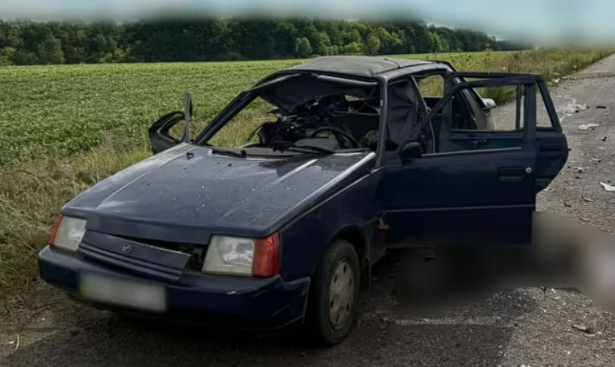 Ruski dron pogodio automobil u Harkivu, ubijen bračni par