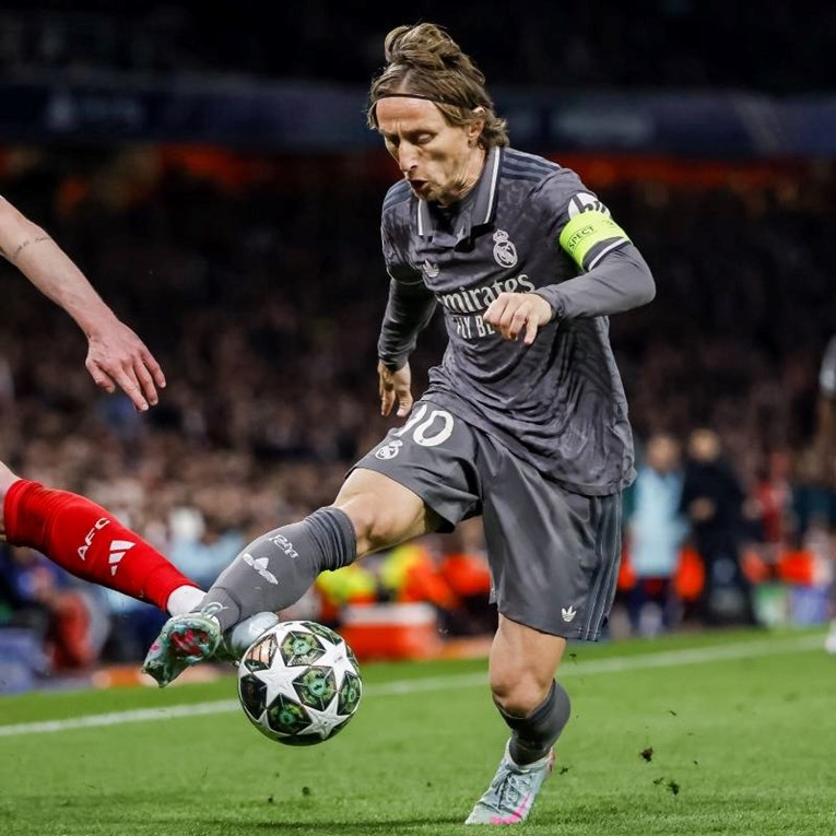 Modrićeva 141. utakmica u Ligi prvaka. Deset igrača ima više