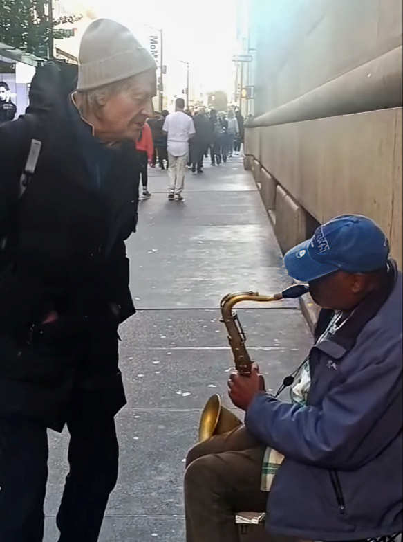 Tedi Spalato pridružio se uličnom sviraču u New Yorku, podijelio je video