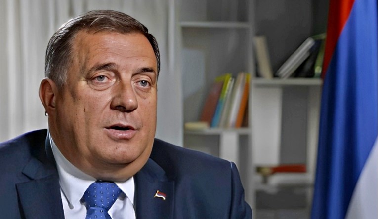 Dodik: U Sarajevu ne jedem, ne pijem ni njihovu vodu, uvijek nosim flašicu