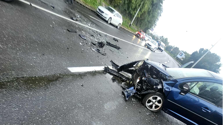 Prometna na ulazu u Zagreb iz smjera Zaprešića. Stvara se gužva