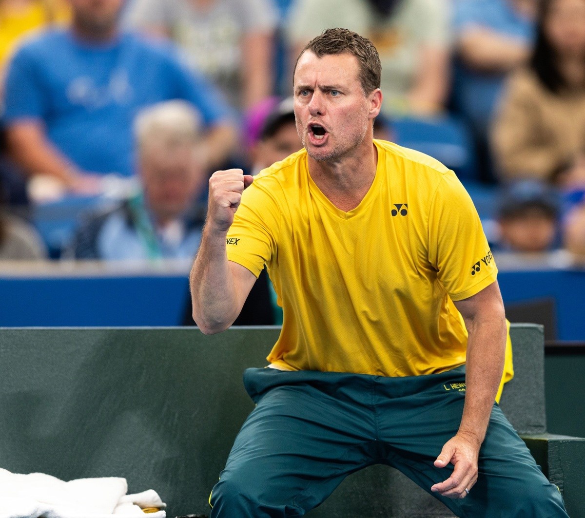 Legenda se vratila na teniske terene i zaigrala uz sina. Pobijedili su 6:1, 6:0