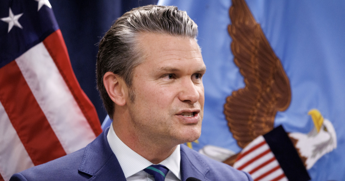 Hegseth: Znate što? Postoji 15 načina kako bismo mogli napasti kopnenim snagama