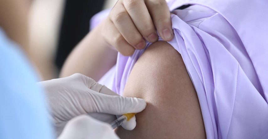 Danska prekida cijepljenje Modernom za mlađe od 18 godina