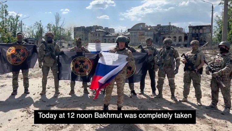 Bivši general: Čestitam, Jevgenij, postavio si zastavu u Bahmut. Sad si okružen