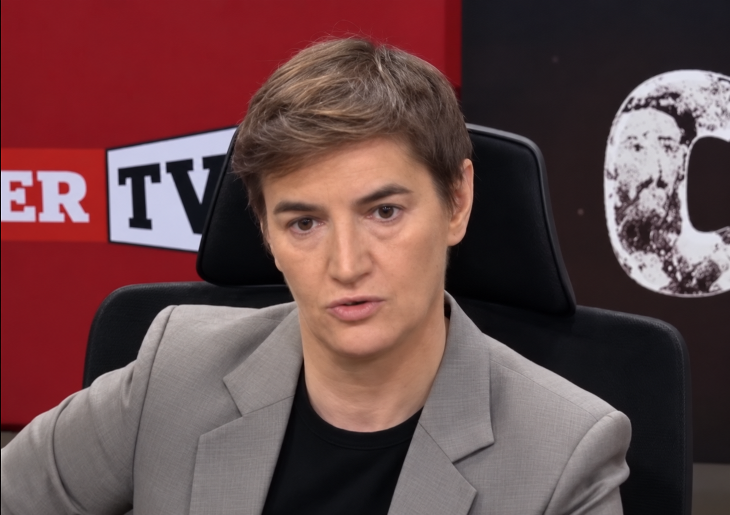 Brnabić nakon Vučićevog poraza: Već imam ponude za posao