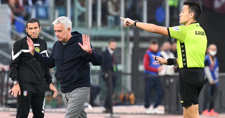 Mourinho nakon kiksa: Moje riječi zaslužile su crveni karton. Ispričao sam se sucu