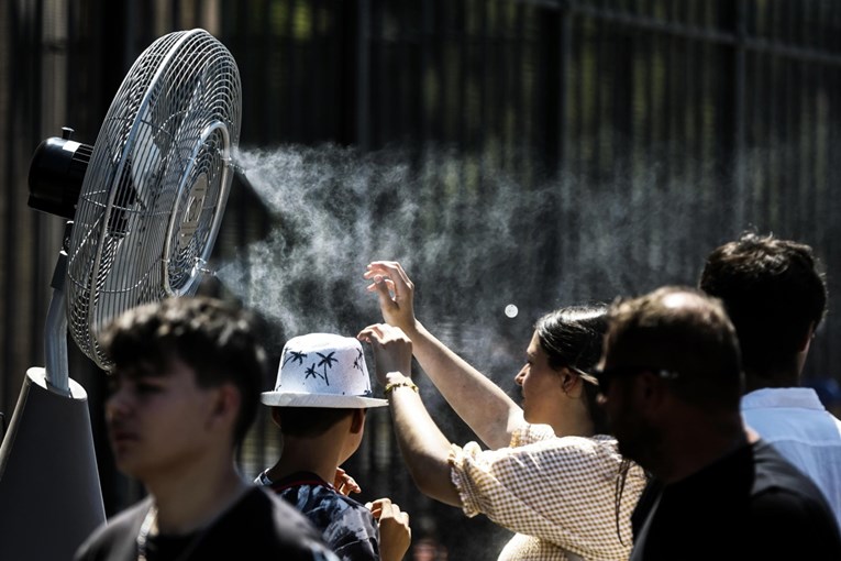 Pobuna u Italiji nakon tri mjeseca školskih praznika. "Učionice su poput krematorija"