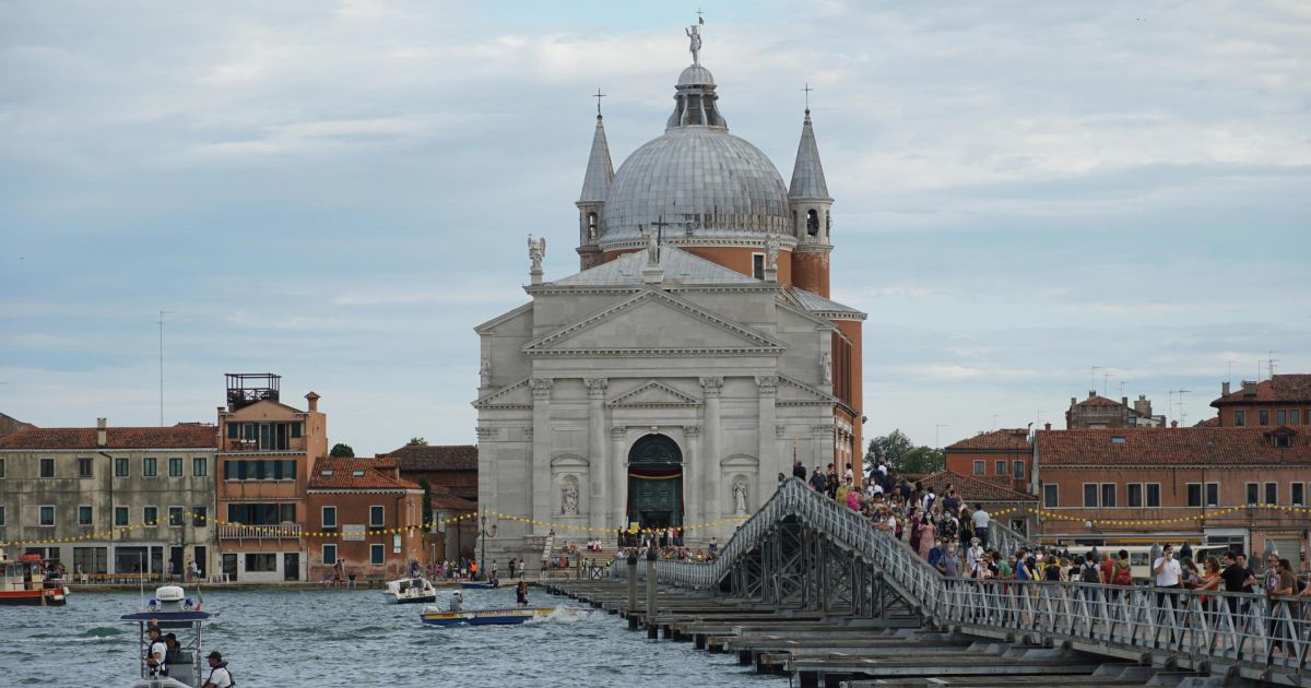 Venecija bi mogla naplaćivati turistima i 50 eura za ulaz u grad