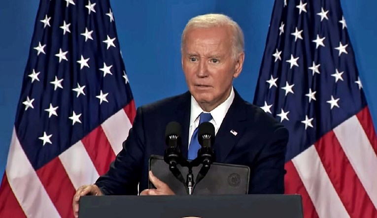 Biden održao dugoočekivanu presicu. Vlastitu potpredsjednicu je nazvao Trumpom