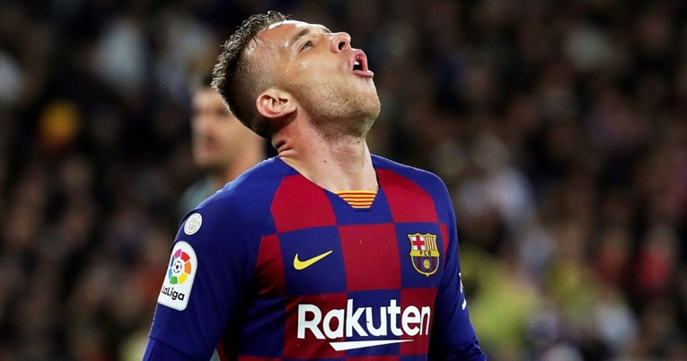 Tuttosport: Barcelona svim silama tjera svoju zvijezdu iz kluba
